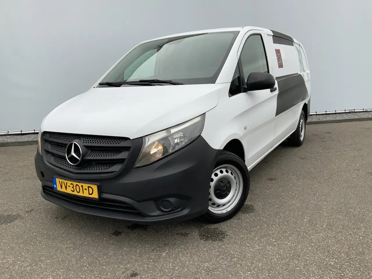 Mercedes-Benz Vito 111 CDI Functional Airco Trekhaak 2000 kg (Schades - Fourgon utilitaire: photos 1 Mercedes-Benz Vito 111 CDI Functional Airco Trekhaak 2000 kg (Schades - Fourgon utilitaire: photos 1