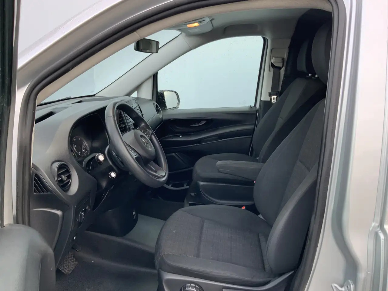 Mercedes-Benz Vito 114 CDI Lang Automaat Cruise Airco Euro 6 - Fourgon utilitaire: photos 4 Mercedes-Benz Vito 114 CDI Lang Automaat Cruise Airco Euro 6 - Fourgon utilitaire: photos 4