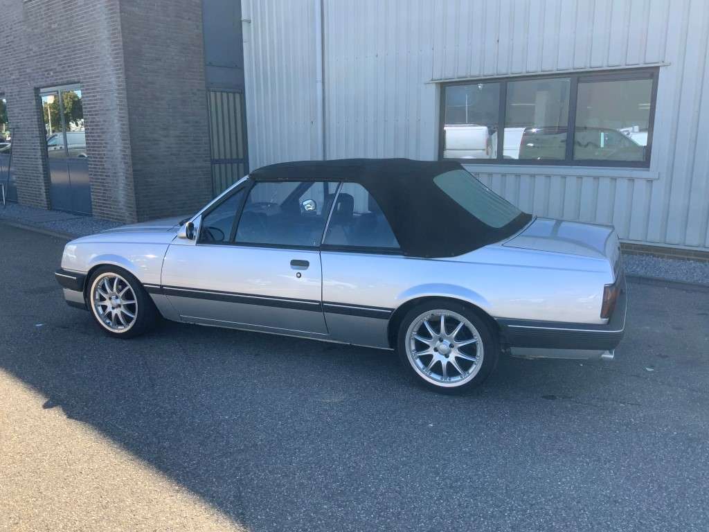 Opel Ascona 1.6 S Automaat Cabriolet Marge geen btw - Voiture: photos 5 Opel Ascona 1.6 S Automaat Cabriolet Marge geen btw - Voiture: photos 5