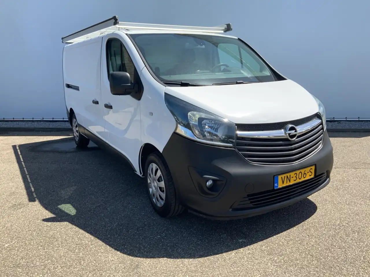 Opel Vivaro 1.6 CDTI L2H1 Edition EcoFlex Airco Cruise Imperia - Fourgon utilitaire: photos 2 Opel Vivaro 1.6 CDTI L2H1 Edition EcoFlex Airco Cruise Imperia - Fourgon utilitaire: photos 2
