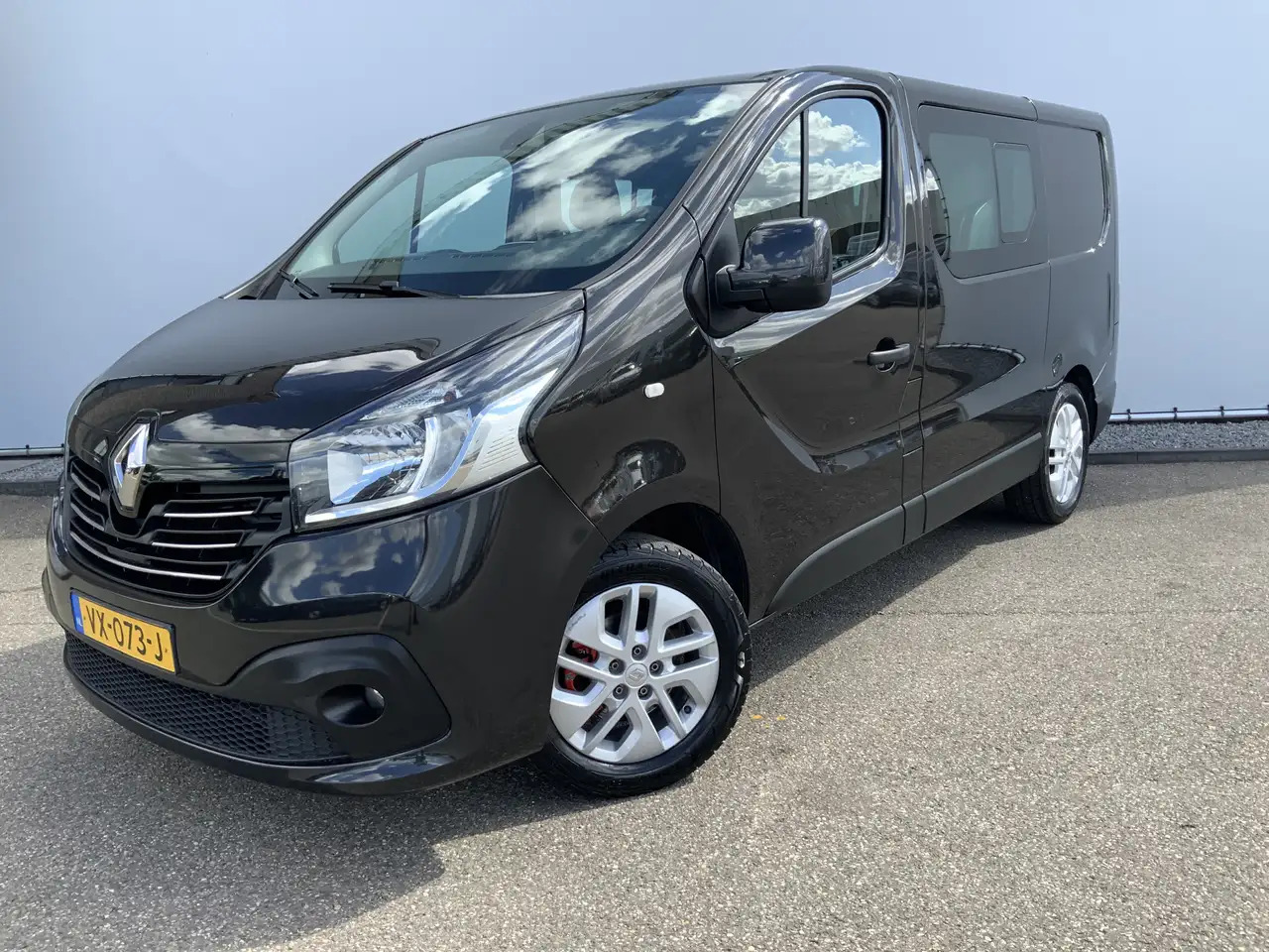 Renault Trafic 1.6 dCi T27 L1H1 Dub Cab Airco Cruise 6 Zits Alu V - Utilitaire double cabine: photos 1 Renault Trafic 1.6 dCi T27 L1H1 Dub Cab Airco Cruise 6 Zits Alu V - Utilitaire double cabine: photos 1