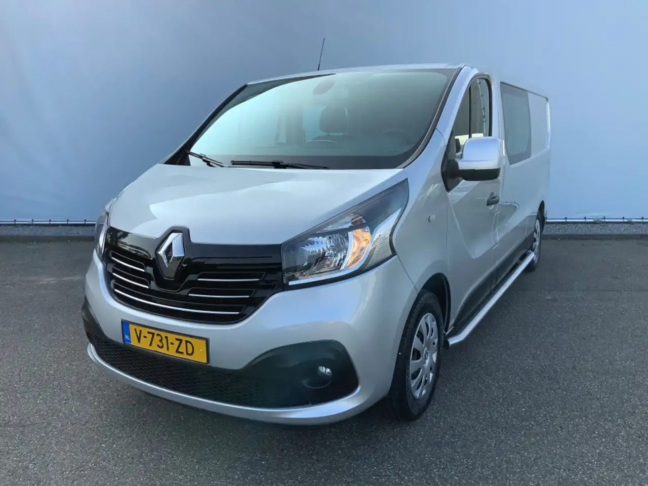 Renault Trafic 1.6 dCi T29 L2H1 Dub Cab Airco Camera Navi Trekhaa - Utilitaire double cabine: photos 1 Renault Trafic 1.6 dCi T29 L2H1 Dub Cab Airco Camera Navi Trekhaa - Utilitaire double cabine: photos 1
