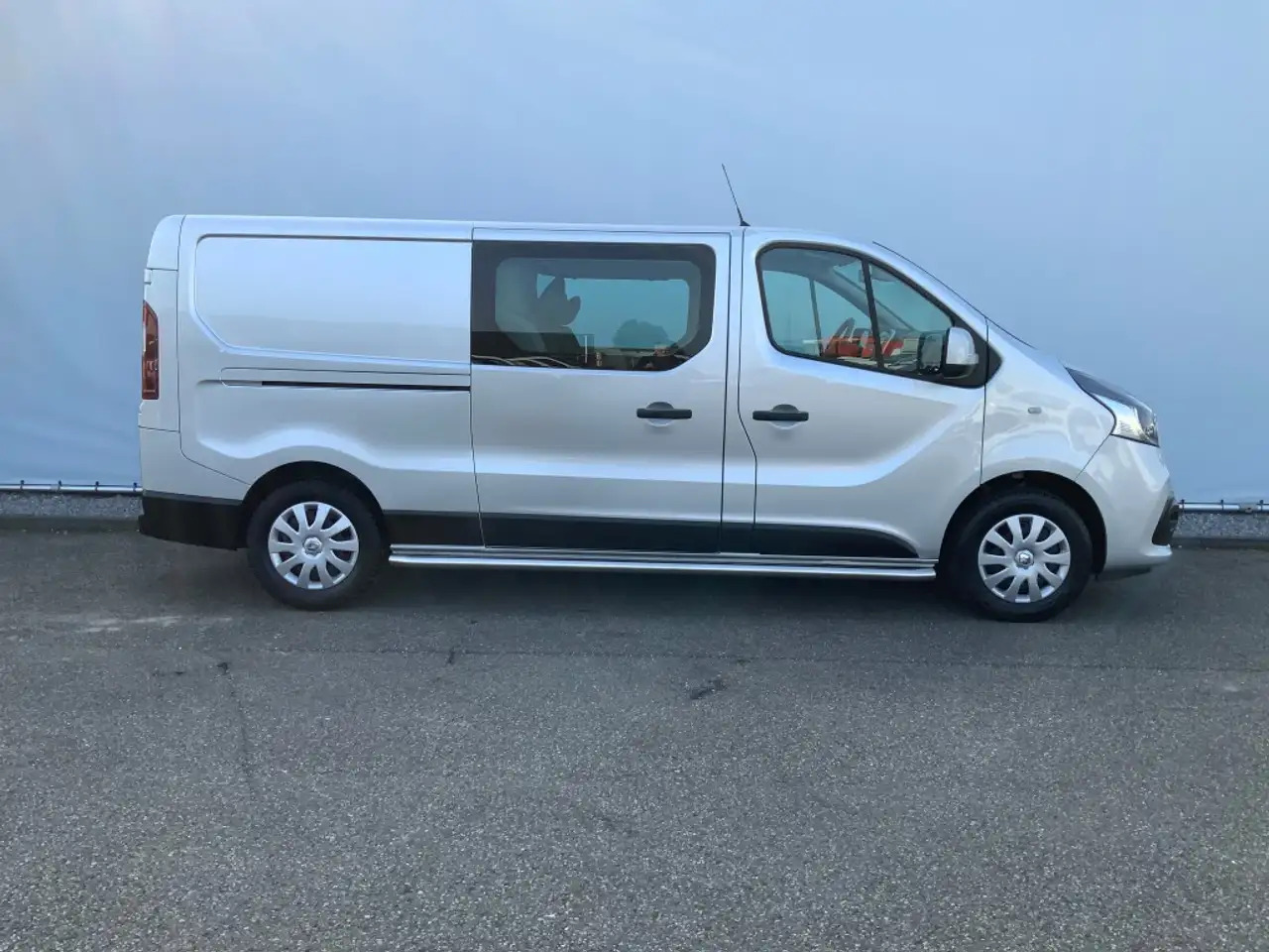 Renault Trafic 1.6 dCi T29 L2H1 Dub Cab Airco Camera Navi Trekhaa - Utilitaire double cabine: photos 4 Renault Trafic 1.6 dCi T29 L2H1 Dub Cab Airco Camera Navi Trekhaa - Utilitaire double cabine: photos 4