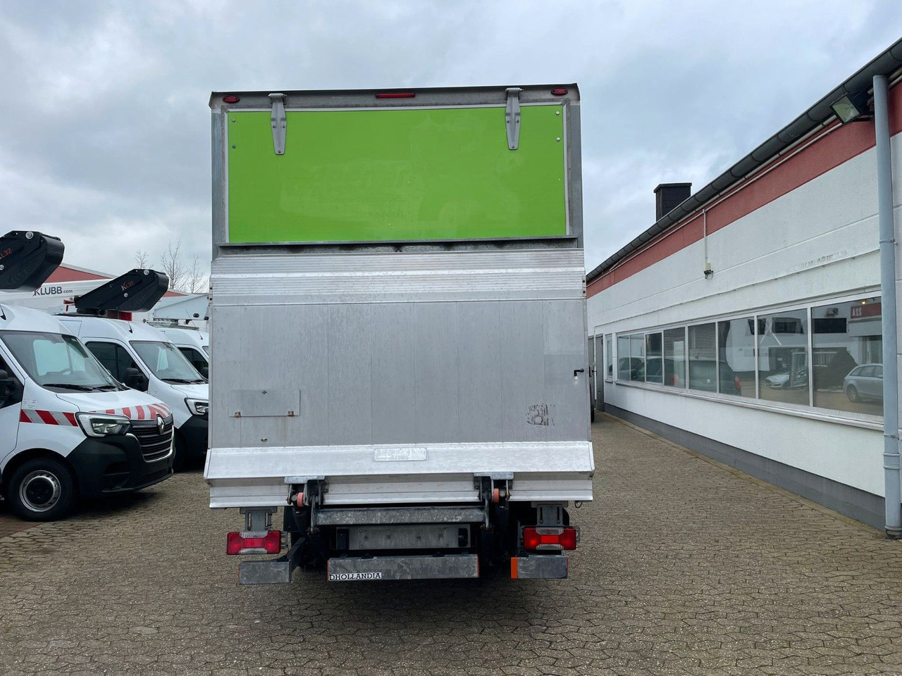 Iveco Daily 35C15 Koffer 4.2m Ladebordwand - Fourgon: photos 5 Iveco Daily 35C15 Koffer 4.2m Ladebordwand - Fourgon: photos 5