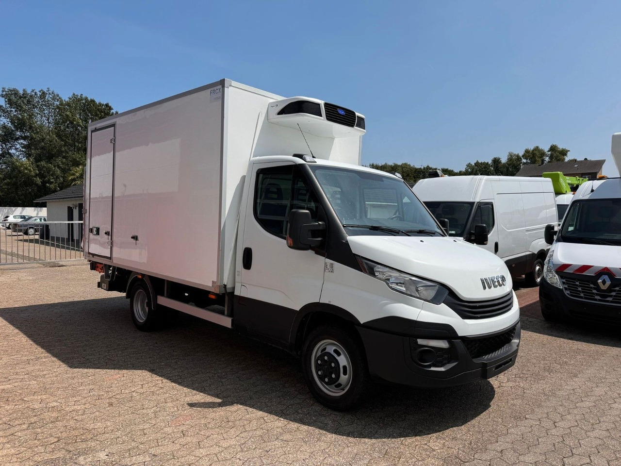 Iveco Daily 35C16 Tiefkühlkoffer Carrier Pulsor350 LWB - Véhicule utilitaire frigorifique: photos 3 Iveco Daily 35C16 Tiefkühlkoffer Carrier Pulsor350 LWB - Véhicule utilitaire frigorifique: photos 3