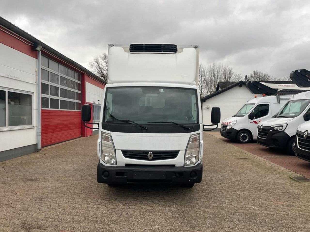 Renault Maxity Tiefkühlkoffer Multi-Temp Ladebordwand - Véhicule utilitaire frigorifique: photos 2 Renault Maxity Tiefkühlkoffer Multi-Temp Ladebordwand - Véhicule utilitaire frigorifique: photos 2
