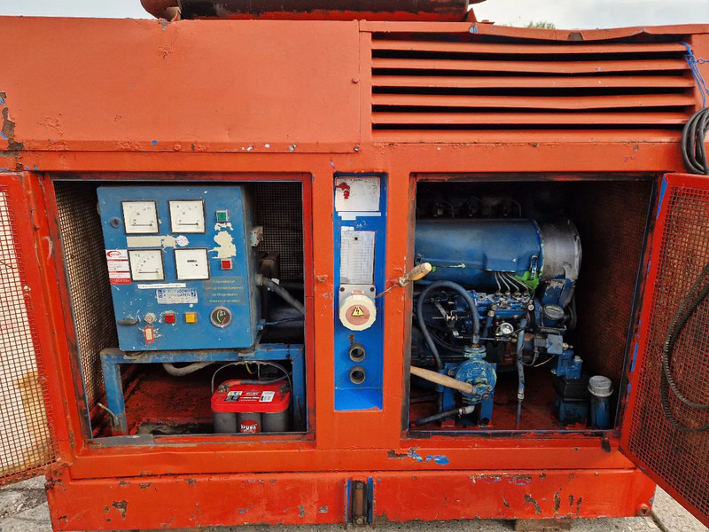 Bredenoord met Leroy Somer generator 42 kVA - Groupe électrogène: photos 5 Bredenoord met Leroy Somer generator 42 kVA - Groupe électrogène: photos 5