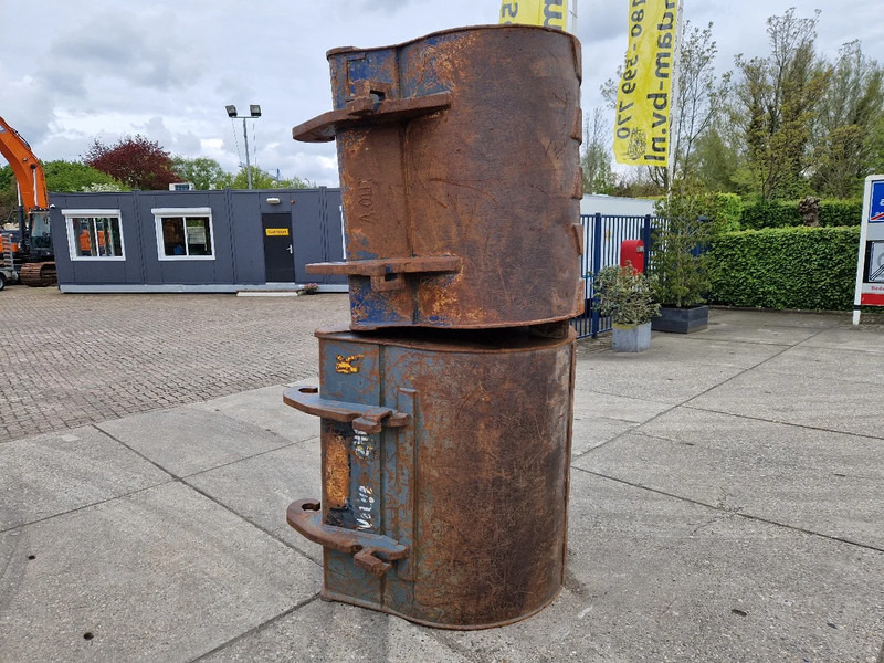 Diversen 2X dieplepel met Verachtert CW30/40 - Godet pour Engins de chantier: photos 3 Diversen 2X dieplepel met Verachtert CW30/40 - Godet pour Engins de chantier: photos 3