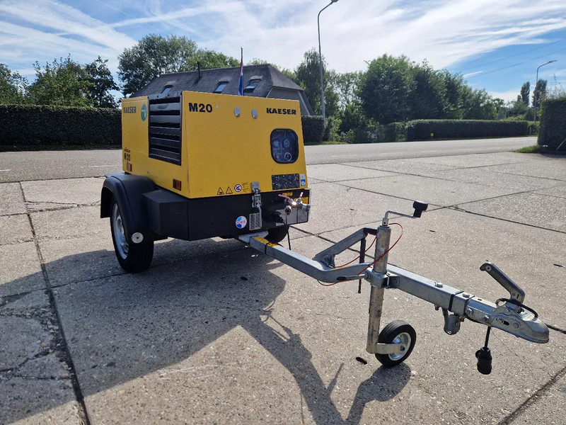Kaeser M20.2 in zeer nette staat! - Compresseur d'air: photos 2 Kaeser M20.2 in zeer nette staat! - Compresseur d'air: photos 2