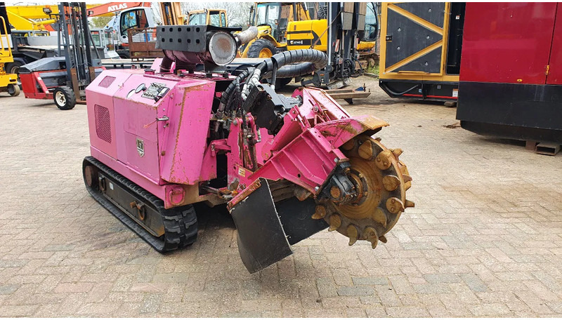 Onbekend Bandit 2900T stobben/stronkenfrees - Dessoucheuse: photos 3 Onbekend Bandit 2900T stobben/stronkenfrees - Dessoucheuse: photos 3