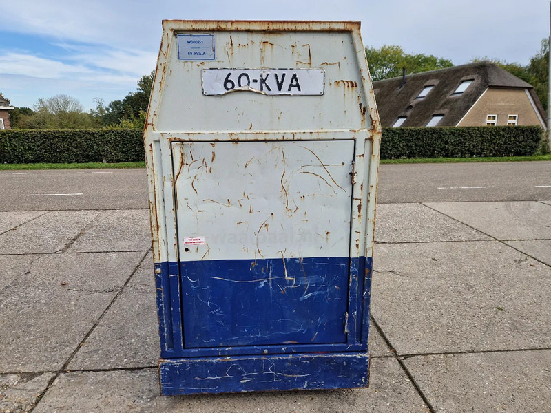 Onbekend geluidgedempt aggregaat met Stamford generator 72.5 kVA - Groupe électrogène: photos 2 Onbekend geluidgedempt aggregaat met Stamford generator 72.5 kVA - Groupe électrogène: photos 2