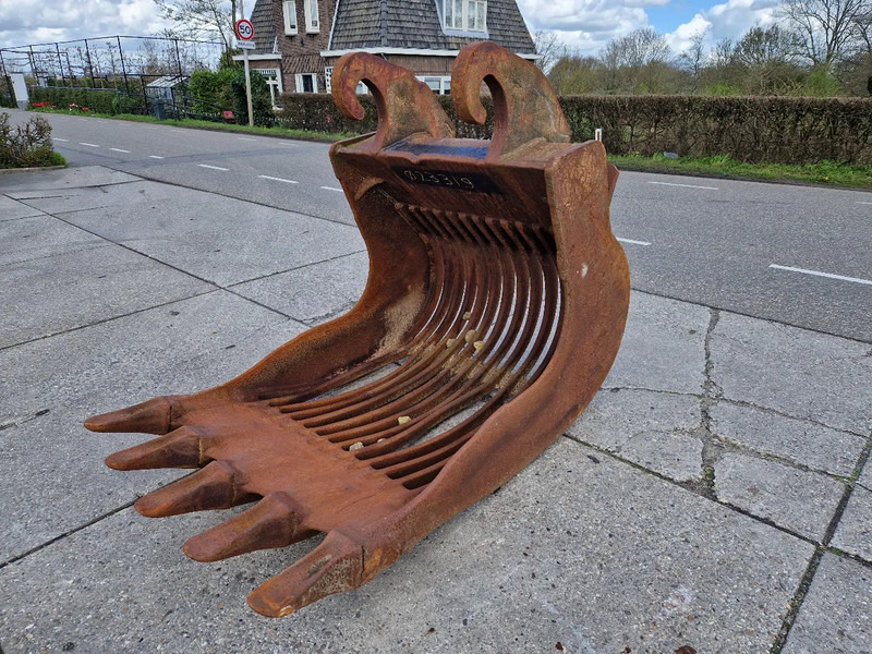 Onbekend puinbak CW55S met zeer nette tanden - Godet pour Engins de chantier: photos 2 Onbekend puinbak CW55S met zeer nette tanden - Godet pour Engins de chantier: photos 2