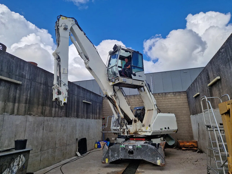 Sennebogen 821 overslagkraan - Pelle de manutention: photos 1 Sennebogen 821 overslagkraan - Pelle de manutention: photos 1