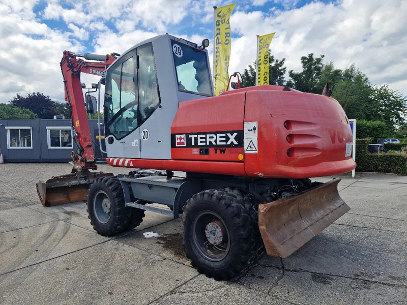 Terex TW160 inclusief kantelbak (1.98m.) - Pelle sur pneus: photos 3 Terex TW160 inclusief kantelbak (1.98m.) - Pelle sur pneus: photos 3