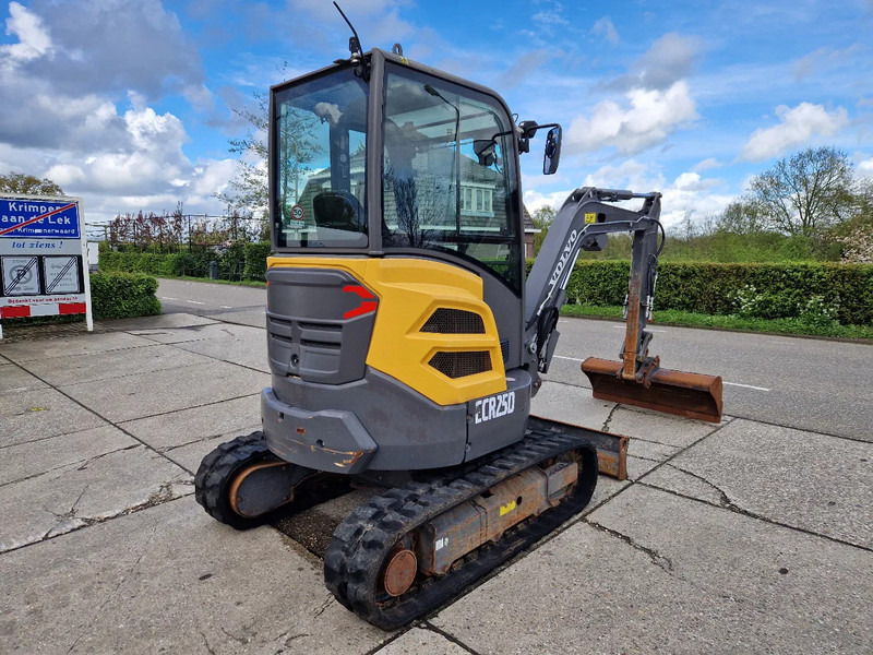 Volvo ECR25D met 2562 uur - Mini pelle: photos 5 Volvo ECR25D met 2562 uur - Mini pelle: photos 5