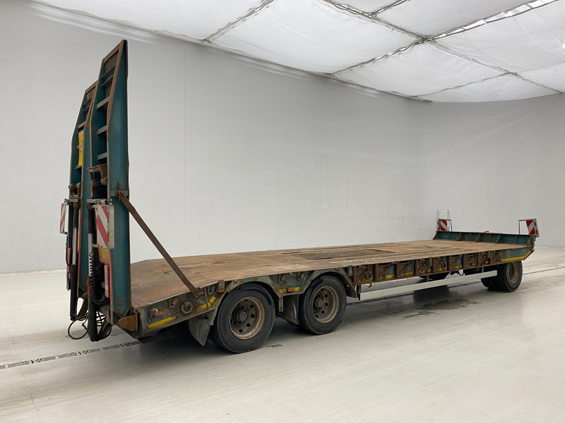 ATM Low bed trailer - Remorque porte-engin surbaissée: photos 3 ATM Low bed trailer - Remorque porte-engin surbaissée: photos 3