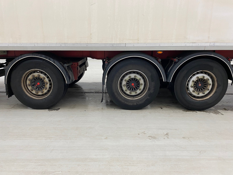 Chereau Isotherme koffer* - Semi-remorque fourgon: photos 4 Chereau Isotherme koffer* - Semi-remorque fourgon: photos 4