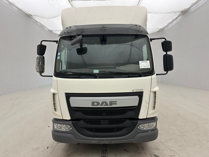 DAF LF 230* - Camion fourgon: photos 2 DAF LF 230* - Camion fourgon: photos 2