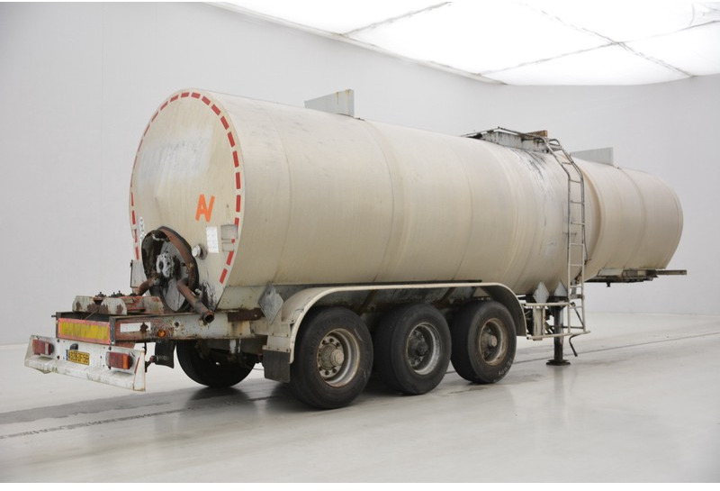 Fruehauf Bitumen tank trailer - Semi-remorque citerne: photos 5 Fruehauf Bitumen tank trailer - Semi-remorque citerne: photos 5