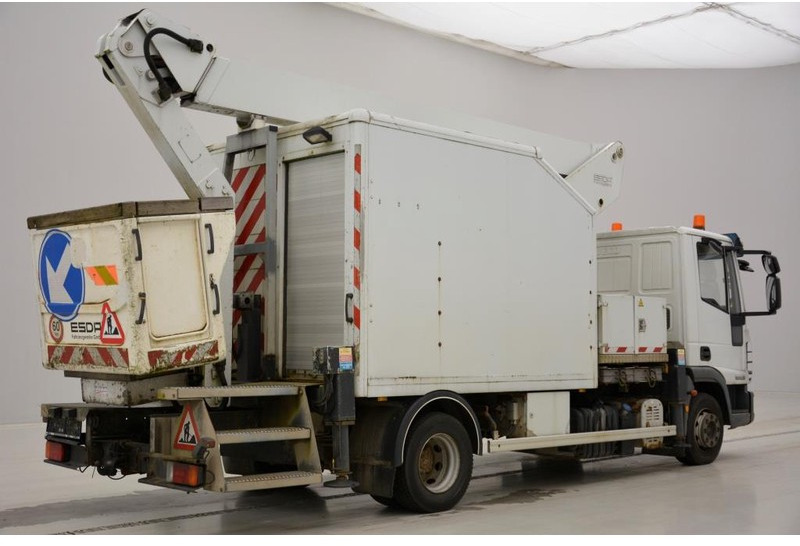 Iveco Eurocargo 120E18* - Camion avec nacelle: photos 5 Iveco Eurocargo 120E18* - Camion avec nacelle: photos 5