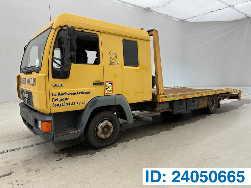 MAN 8.224 - Camion porte-voitures: photos 1 MAN 8.224 - Camion porte-voitures: photos 1