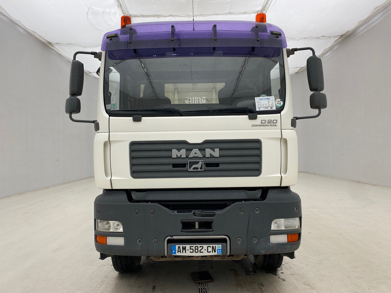 MAN TGA 33.350 - 6x4* - Camion benne: photos 2 MAN TGA 33.350 - 6x4* - Camion benne: photos 2