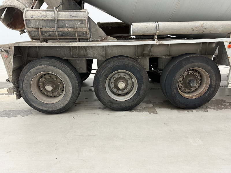 Semi-remorque malaxeur MOL Mixer 10 cub: photos 7