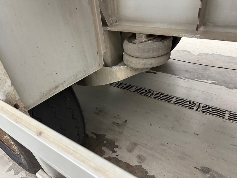 Semi-remorque malaxeur MOL Mixer 10 cub: photos 8