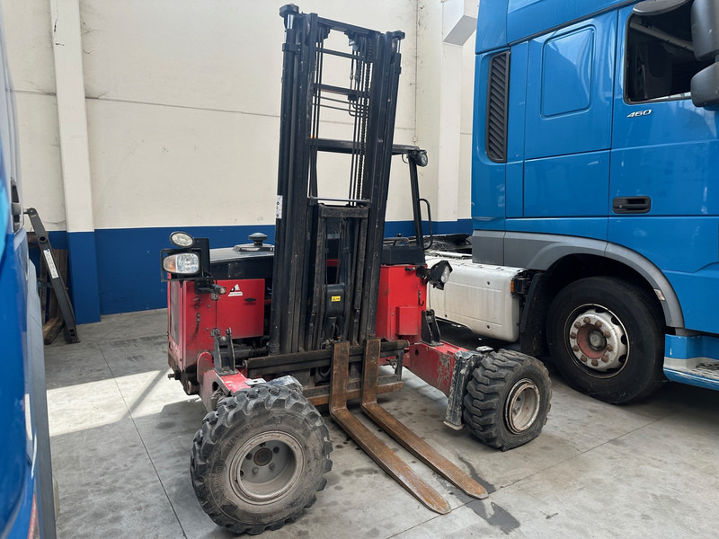 Manitou TMM25 4W - Chariot embarqué: photos 2 Manitou TMM25 4W - Chariot embarqué: photos 2