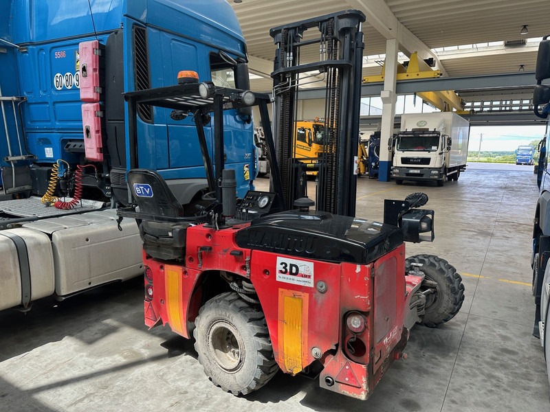 Manitou TMM25 4W - Chariot embarqué: photos 3 Manitou TMM25 4W - Chariot embarqué: photos 3