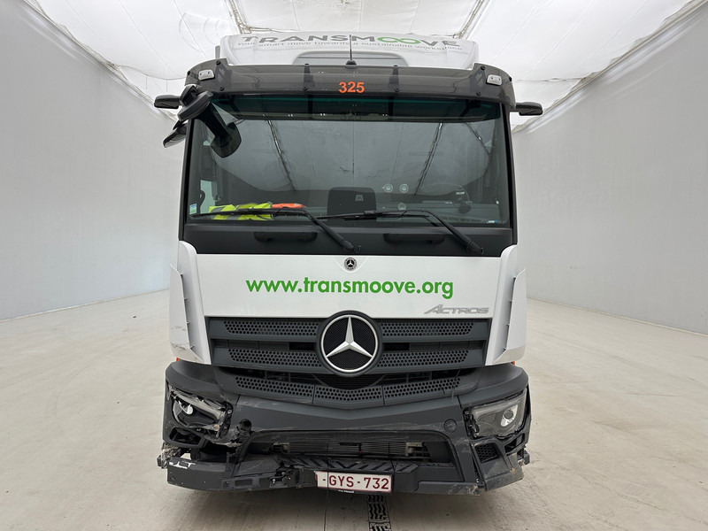 Mercedes-Benz Actros 1930 - Camion fourgon: photos 2 Mercedes-Benz Actros 1930 - Camion fourgon: photos 2
