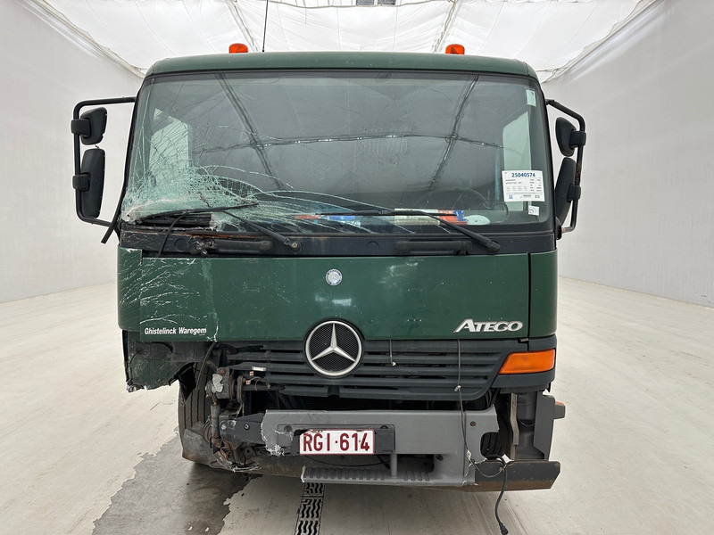 Mercedes-Benz Atego 1523 - Camion plateau: photos 2 Mercedes-Benz Atego 1523 - Camion plateau: photos 2