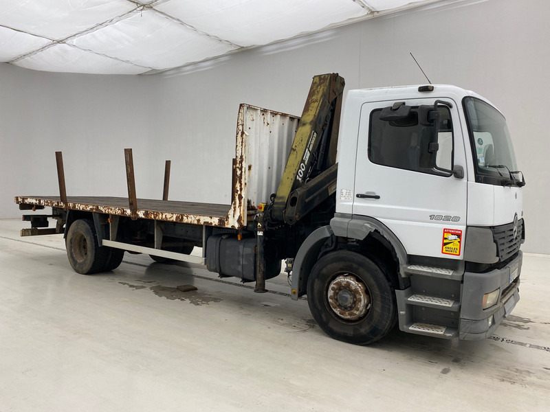 Mercedes-Benz Atego 1828* - Camion plateau, Camion grue: photos 3 Mercedes-Benz Atego 1828* - Camion plateau, Camion grue: photos 3