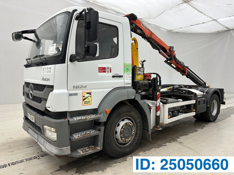 Mercedes-Benz Axor 1824 - Camion ampliroll, Camion grue: photos 1 Mercedes-Benz Axor 1824 - Camion ampliroll, Camion grue: photos 1