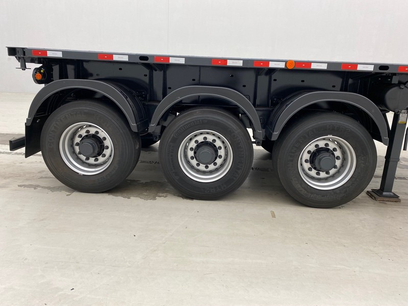 SERGOMEL Chassis/Plateau 20FT - NEW - Semi-remorque porte-conteneur/ Caisse mobile: photos 4 SERGOMEL Chassis/Plateau 20FT - NEW - Semi-remorque porte-conteneur/ Caisse mobile: photos 4