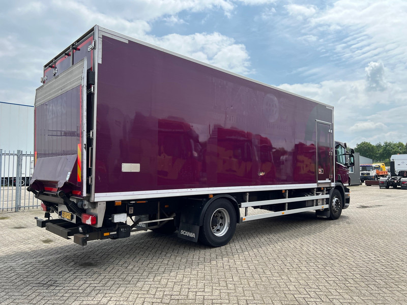 Scania P230 - Camion frigorifique: photos 4 Scania P230 - Camion frigorifique: photos 4