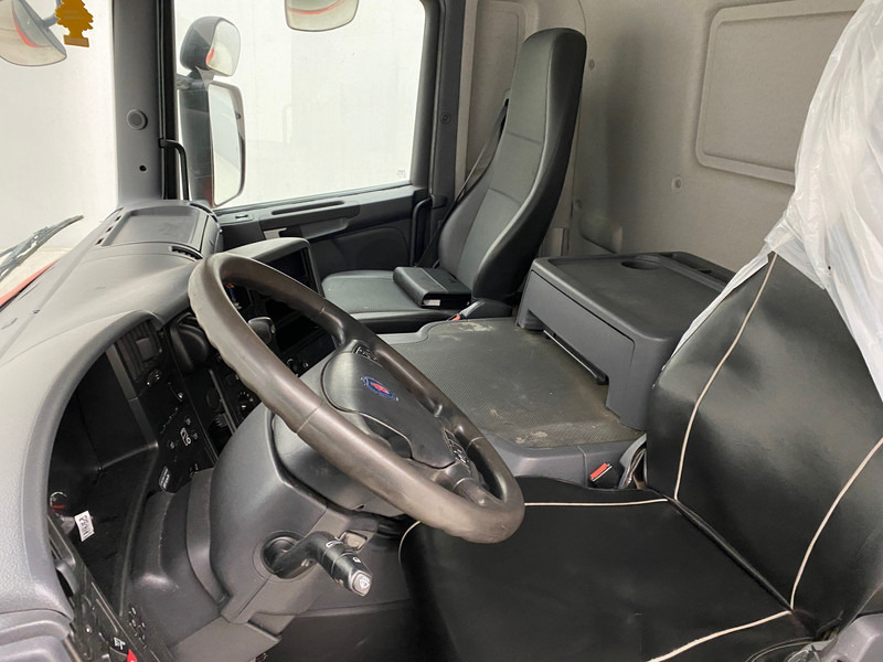 Camion fourgon Scania P280: photos 9