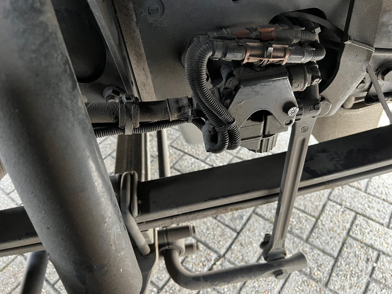 Tracteur routier MAN TGX 18.440 - ADR: photos 13