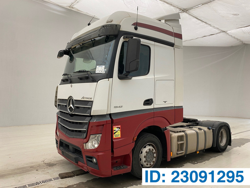 Mercedes-Benz Actros 1942 - Tracteur routier: photos 1 Mercedes-Benz Actros 1942 - Tracteur routier: photos 1