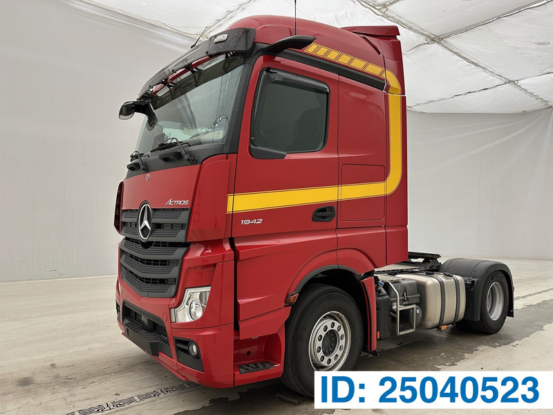 Mercedes-Benz Actros 1942 BigSpace - Tracteur routier: photos 1 Mercedes-Benz Actros 1942 BigSpace - Tracteur routier: photos 1
