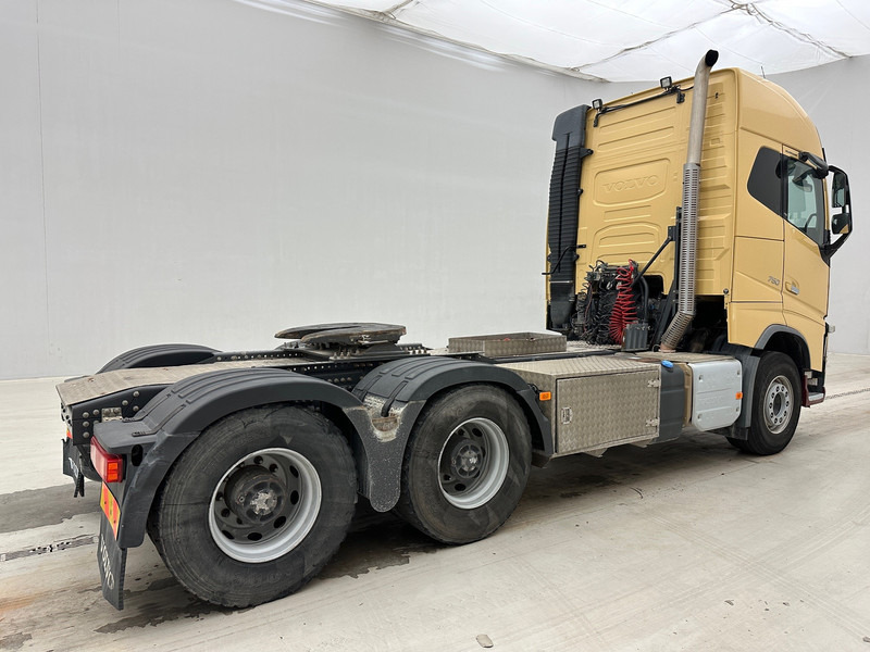Volvo FH16.750 Globetrotter - 6x4 - Tracteur routier: photos 5 Volvo FH16.750 Globetrotter - 6x4 - Tracteur routier: photos 5