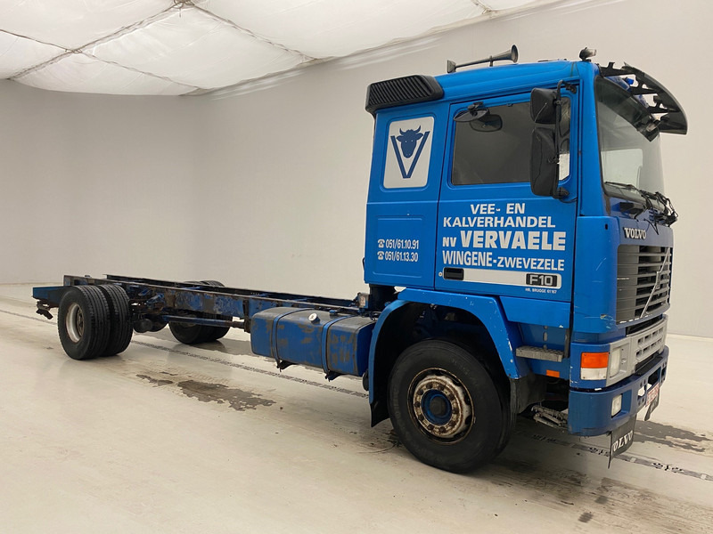Volvo F10.320 - Châssis cabine: photos 3 Volvo F10.320 - Châssis cabine: photos 3