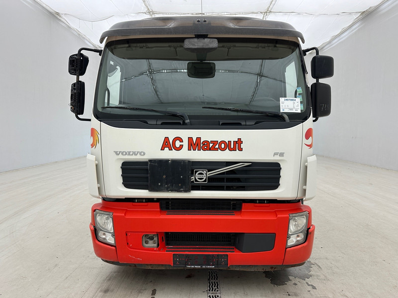 Volvo FE 280 - Camion citerne: photos 2 Volvo FE 280 - Camion citerne: photos 2