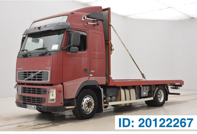 Volvo FH12.460 Globetrotter* - Camion plateau: photos 1 Volvo FH12.460 Globetrotter* - Camion plateau: photos 1