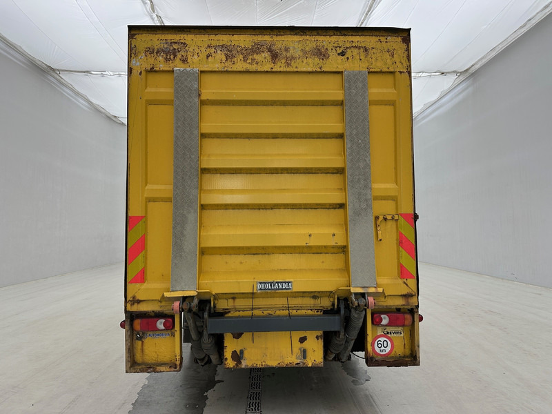 Volvo FL 240 - Camion fourgon: photos 5 Volvo FL 240 - Camion fourgon: photos 5