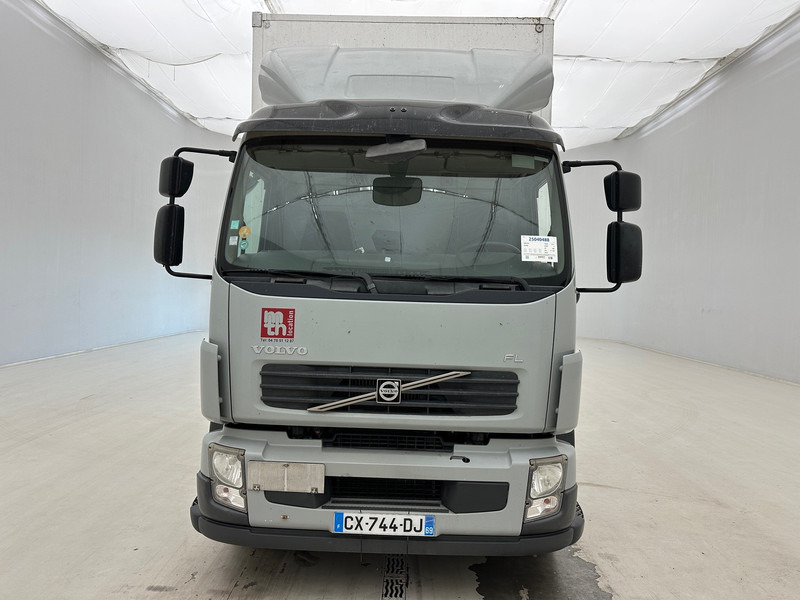 Volvo FL 290 - Camion fourgon: photos 2 Volvo FL 290 - Camion fourgon: photos 2