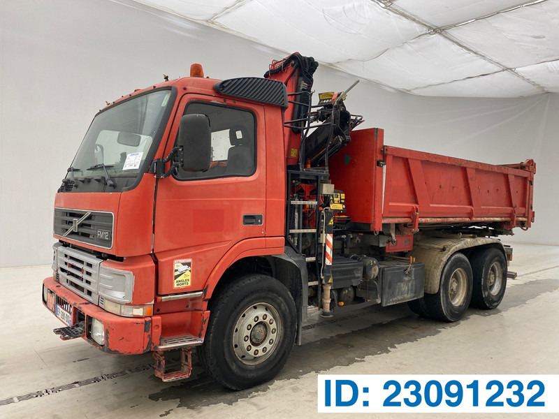 Volvo FM12.340 - 6x4 - Camion benne, Camion grue: photos 1 Volvo FM12.340 - 6x4 - Camion benne, Camion grue: photos 1
