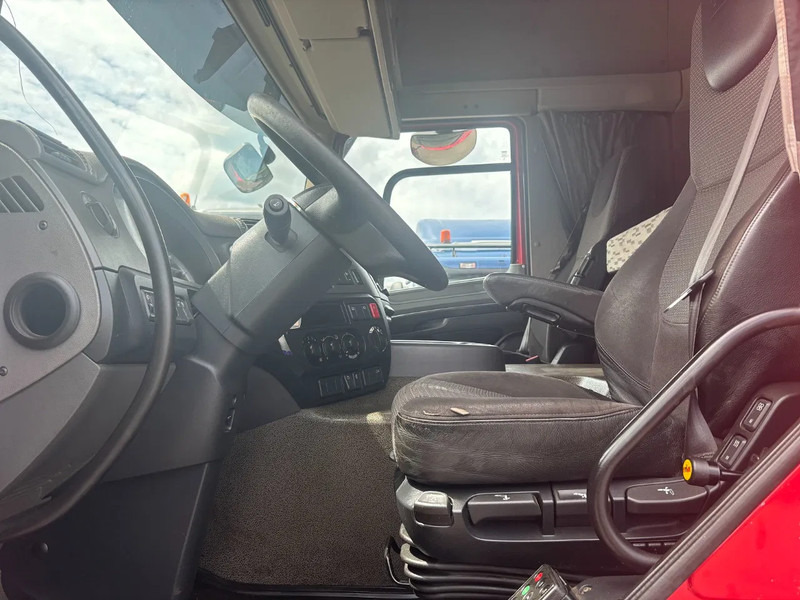 DAF CF 460 Spacecab Euro 6 - Tracteur routier: photos 5 DAF CF 460 Spacecab Euro 6 - Tracteur routier: photos 5