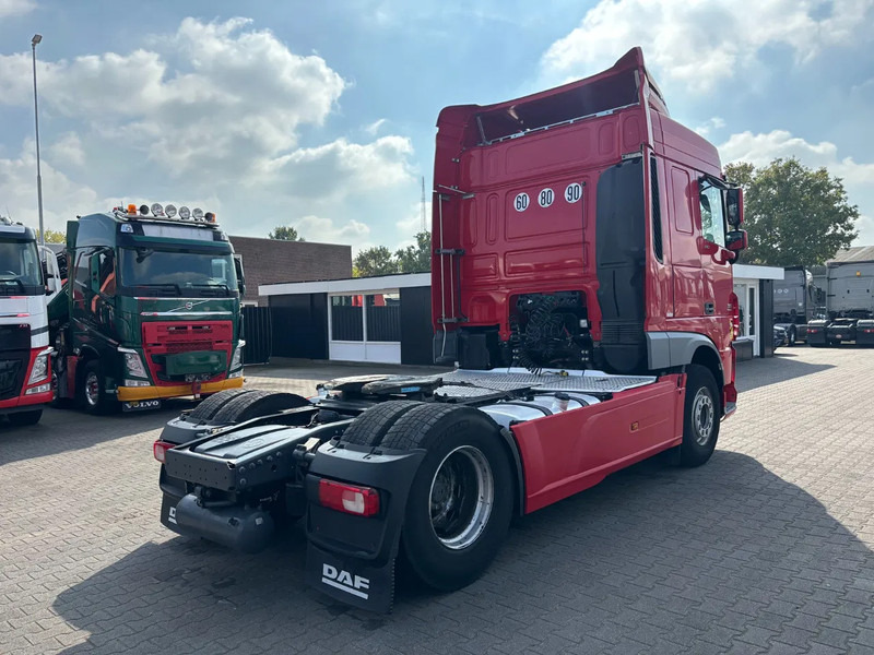 DAF XF 510 Spacecab Retarder Euro 6 - Tracteur routier: photos 4 DAF XF 510 Spacecab Retarder Euro 6 - Tracteur routier: photos 4