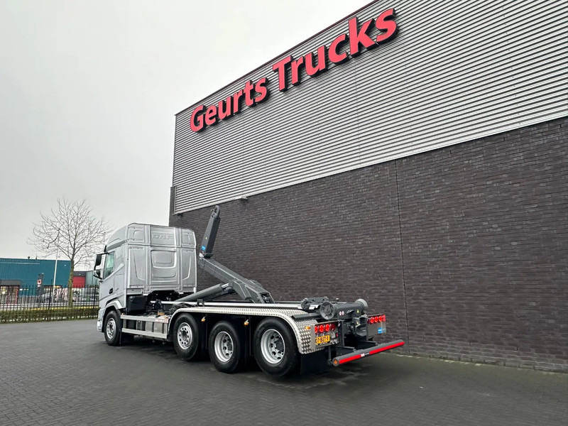 DAF XF 530 8X2 TRIPLE VDL S-30-6700 HAAKARMSYSTEEM/ABROLLKIPPER/HOOKLIFT/NIEUW/NEW - Camion ampliroll: photos 3 DAF XF 530 8X2 TRIPLE VDL S-30-6700 HAAKARMSYSTEEM/ABROLLKIPPER/HOOKLIFT/NIEUW/NEW - Camion ampliroll: photos 3